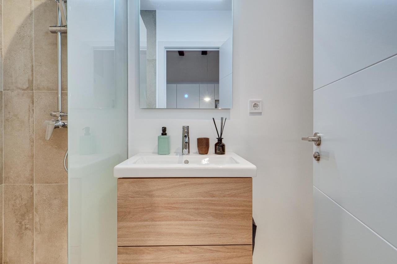 Mr Born Apartman Barcelona Kültér fotó